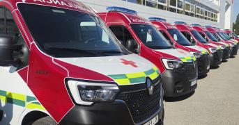 Entregamos 11 ambulancias de soporte vital avanzado a Cruz Roja Madrid