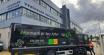 Entrega de Fraikin a Apec Educación