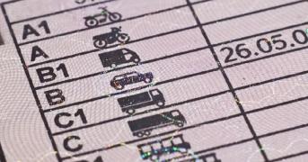 Cambios de la nueva normativa del permiso B y la tarjeta de conductor