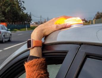 Balizas V16: la nueva señal obligatoria a partir del 1 de enero de 2026