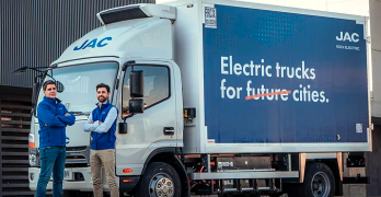 Pruebas con vehículos eléctricos iJAC