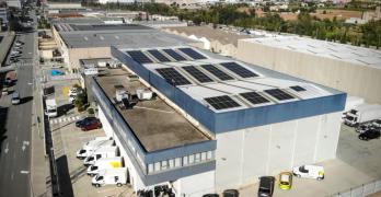 Fraikin instala nuevas placas solares