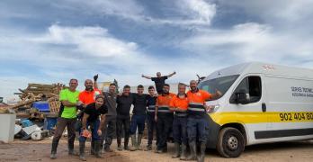 El equipo de Fraikin ayudando en Valencia