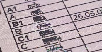 Cambios de la nueva normativa del permiso B y la tarjeta de conductor